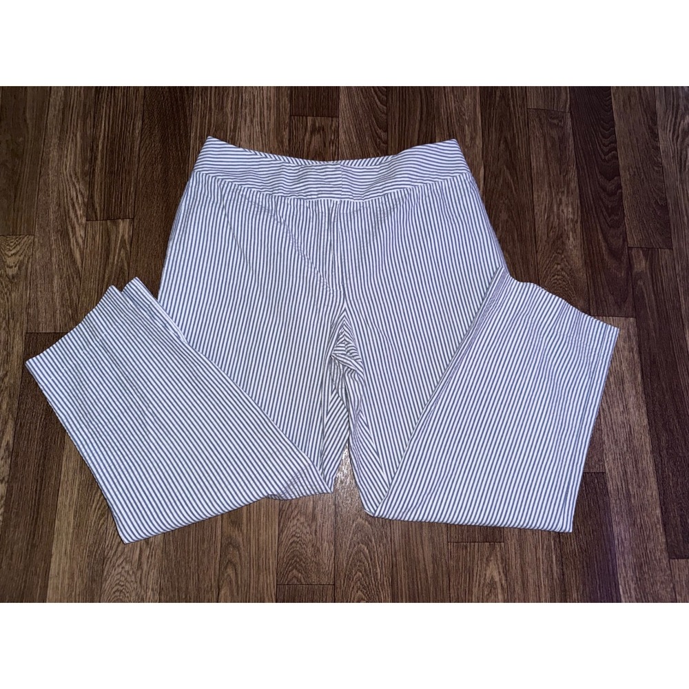 Petite Sophisticate Blue White Stripe Wide‎ Leg Cropped Pants Size 6